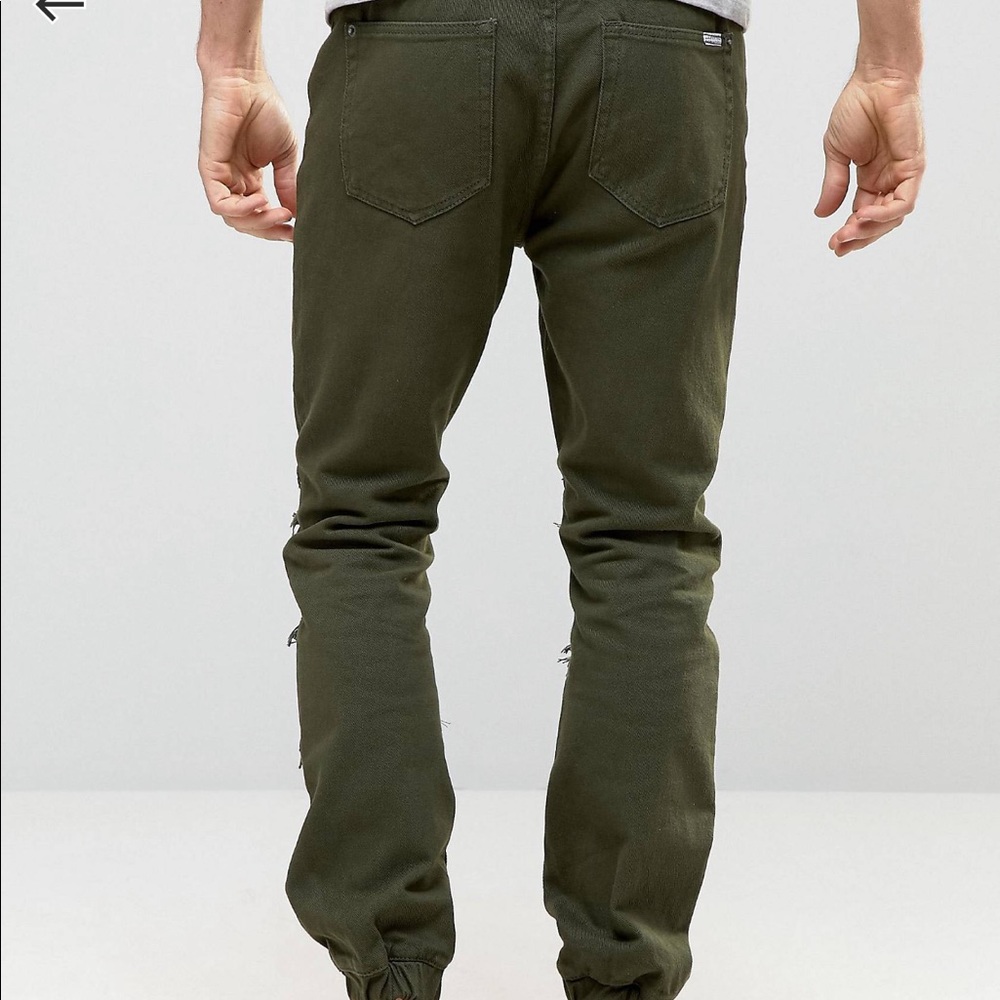 Military Distressed Cargo Jogger in olive size W30